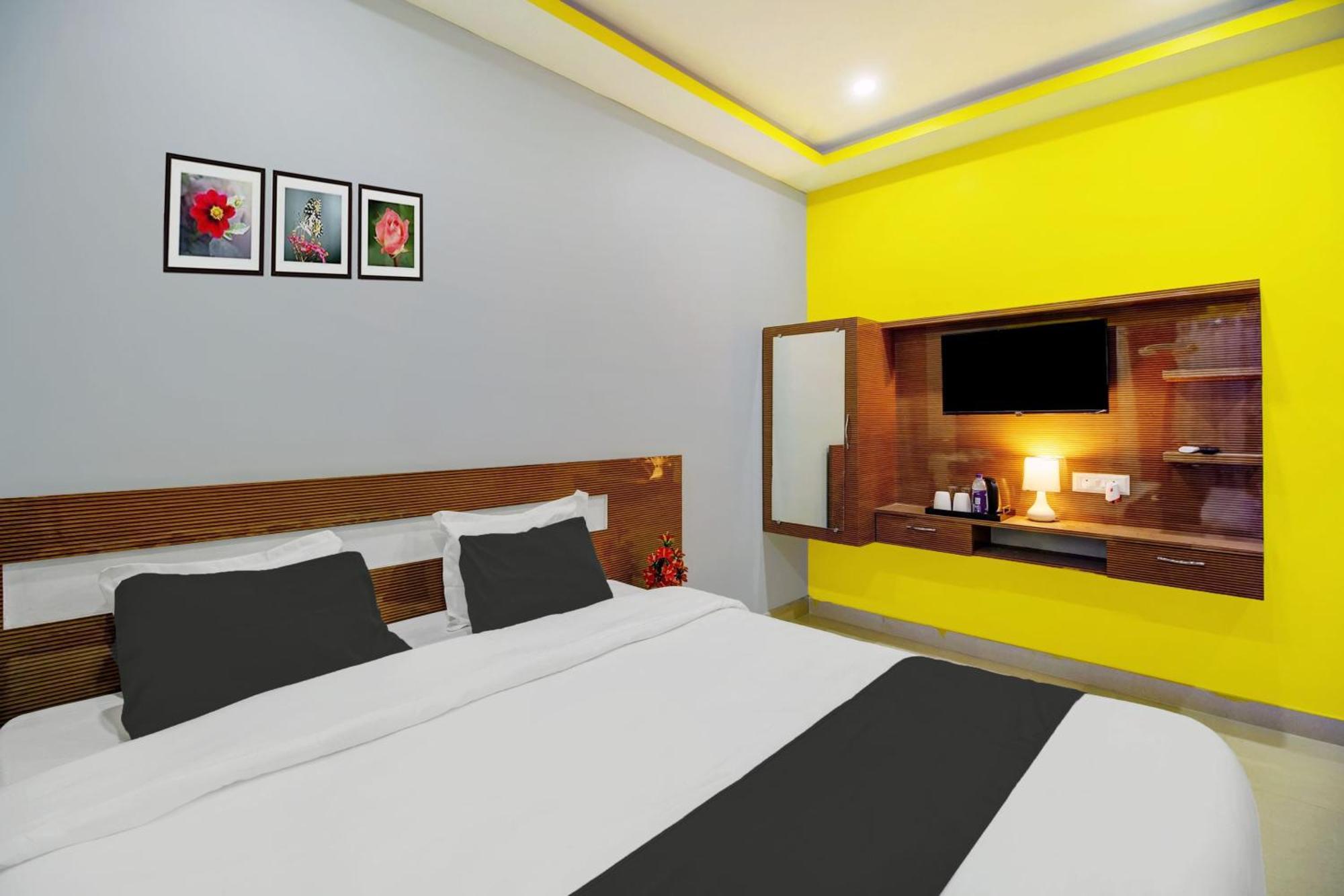 Super Hotel O Sai D-Lux グワーハーティー エクステリア 写真